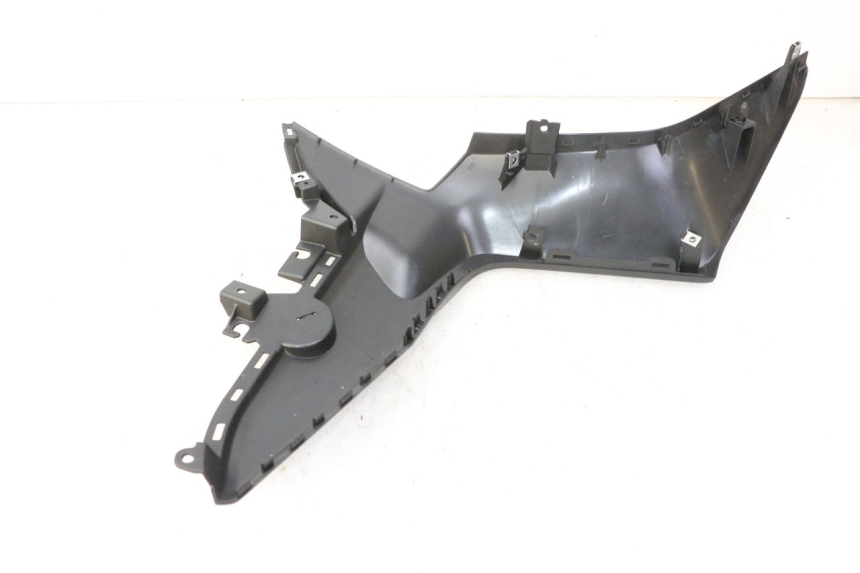 photo de INTERNA CUPOLINO SINISTRO YAMAHA XMAX X-MAX 125 (2021 - 2025)
