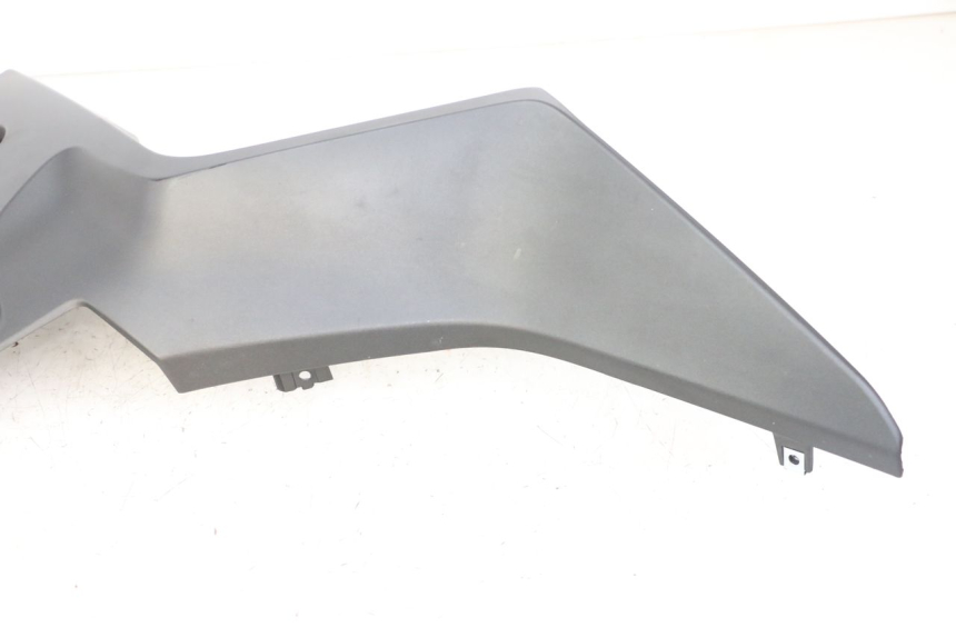 photo de INTERNA CUPOLINO SINISTRO YAMAHA XMAX X-MAX 125 (2021 - 2025)