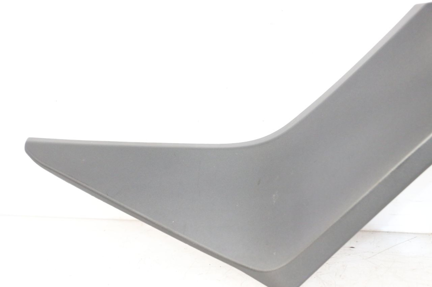 photo de INTERNA CUPOLINO SINISTRO YAMAHA XMAX X-MAX 125 (2021 - 2025)