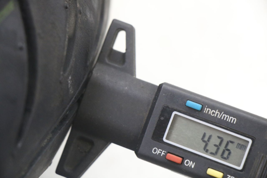 photo de CERCHIO POSTERIORE E PNEUMATICO KYMCO AGILITY 4T 50 (2005 - 2018)