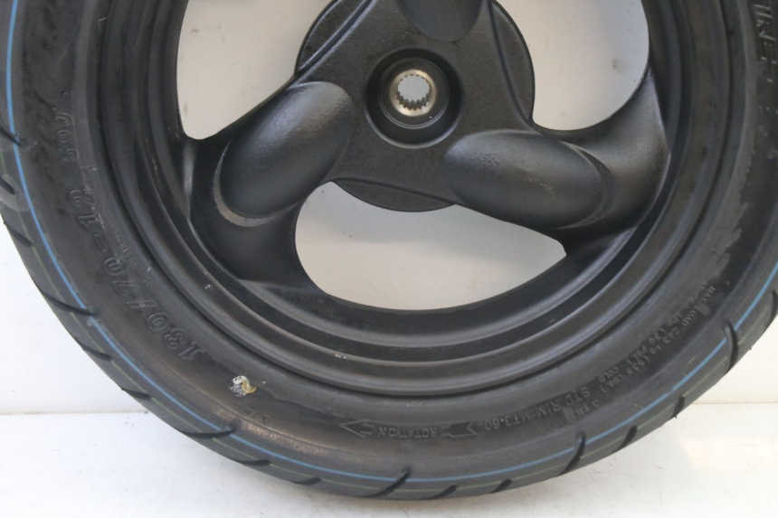 photo de CERCHIO POSTERIORE E PNEUMATICO KYMCO AGILITY 4T 50 (2005 - 2018)