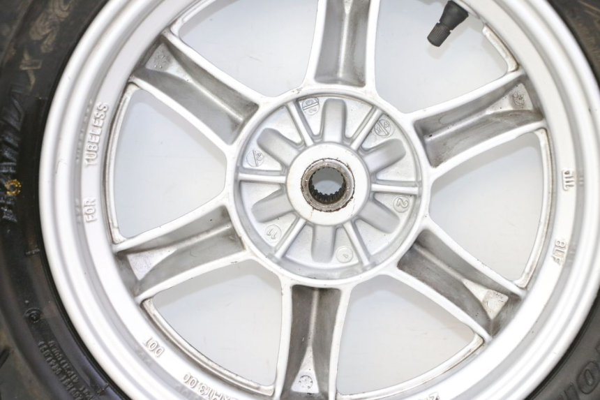 photo de CERCHIO POSTERIORE E PNEUMATICO SUZUKI BURGMAN 125 (2007 - 2014)