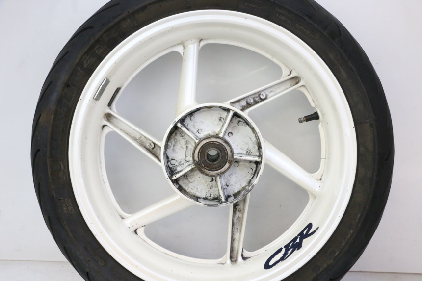 photo de CERCHIO POSTERIORE E PNEUMATICO HONDA CBR RR FIREBLADE 900 (1992 - 1994)