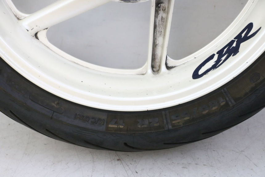 photo de CERCHIO POSTERIORE E PNEUMATICO HONDA CBR RR FIREBLADE 900 (1992 - 1994)