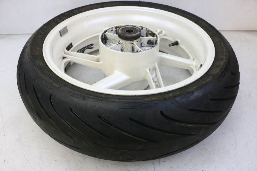 photo de CERCHIO POSTERIORE E PNEUMATICO HONDA CBR RR FIREBLADE 900 (1992 - 1994)
