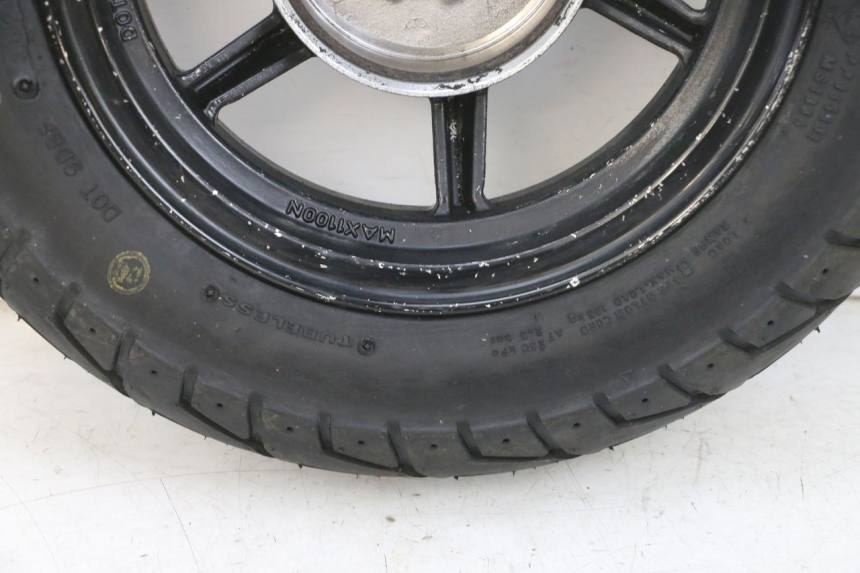 photo de CERCHIO POSTERIORE E PNEUMATICO LONGJIA DIGITA 4T 50 (2019 - 2022) - Caratteristiche distintive