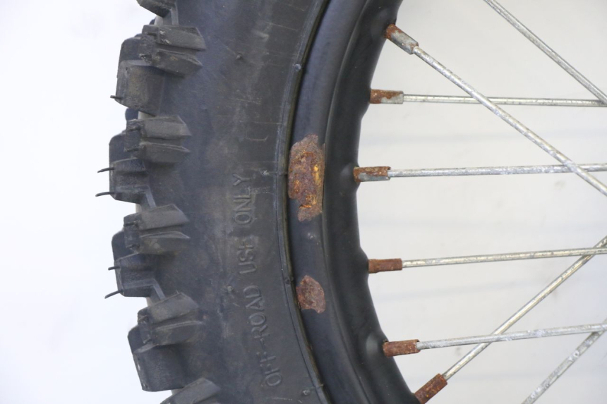 photo de CERCHIO POSTERIORE E PNEUMATICO ORION DIRT BIKE 125