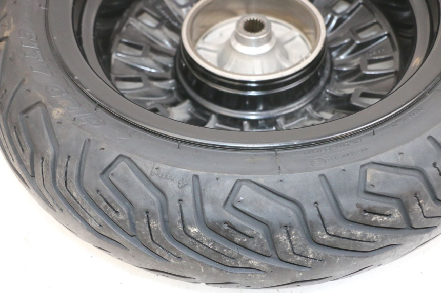 photo de CERCHIO POSTERIORE E PNEUMATICO PEUGEOT DJANGO 4T 50 (2014 - 2019) - Altra angolazione