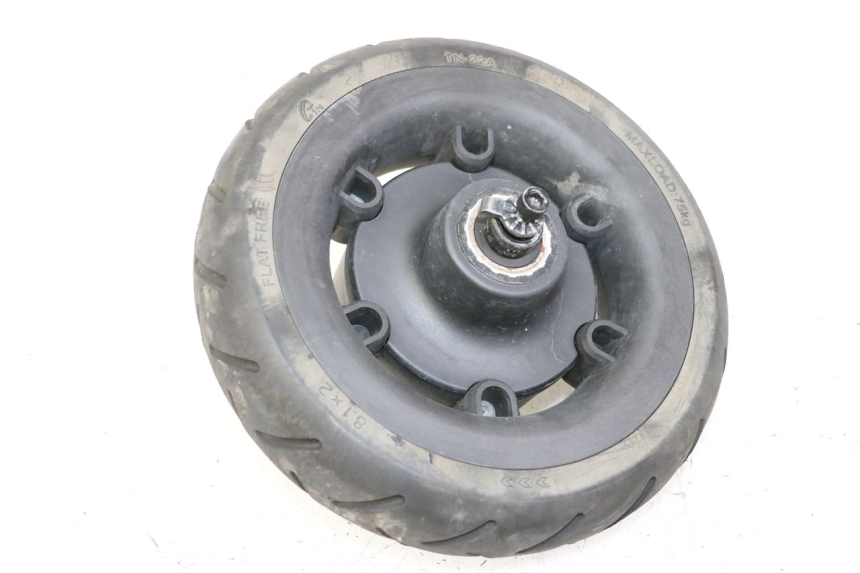 photo de CERCHIO POSTERIORE E PNEUMATICO SEGWAY NINEBOT E2 1