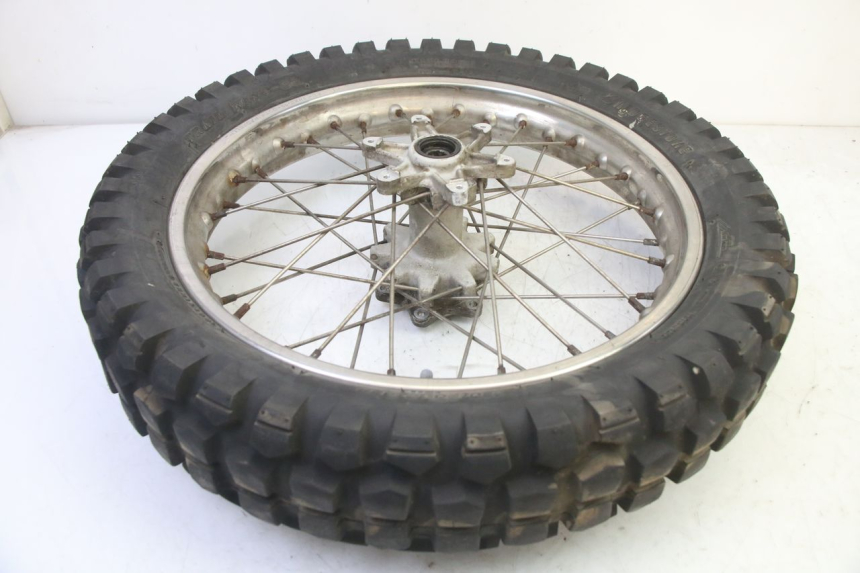 photo de CERCHIO POSTERIORE E PNEUMATICO APRILIA ETX 125 (1998 - 2002)