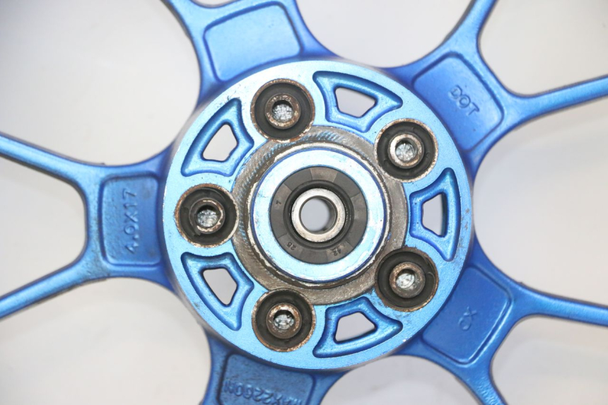 photo de CERCHIO POSTERIORE E PNEUMATICO STAHO FH 50 (2018 - 2019)