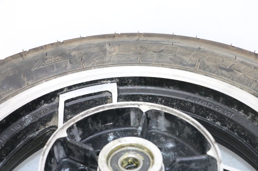 photo de CERCHIO POSTERIORE E PNEUMATICO YAMAHA FJ 36Y 1100 (1984 - 1985)