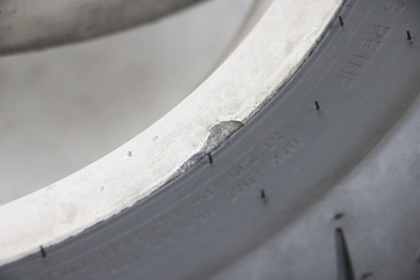 photo de CERCHIO POSTERIORE E PNEUMATICO PIAGGIO FLY 4T 50 (2013 - 2017) - Ricambio usato controllato