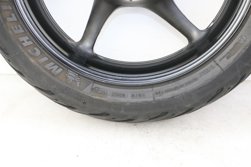 photo de CERCHIO POSTERIORE E PNEUMATICO YAMAHA FZ6 FAZER S2 600 (2007 - 2011)