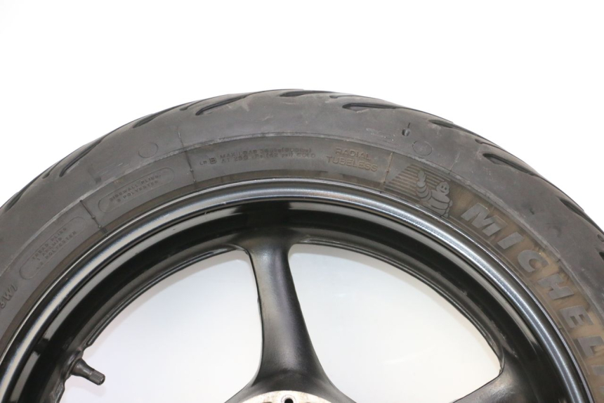 photo de CERCHIO POSTERIORE E PNEUMATICO YAMAHA FZ6 FAZER S2 600 (2007 - 2011)
