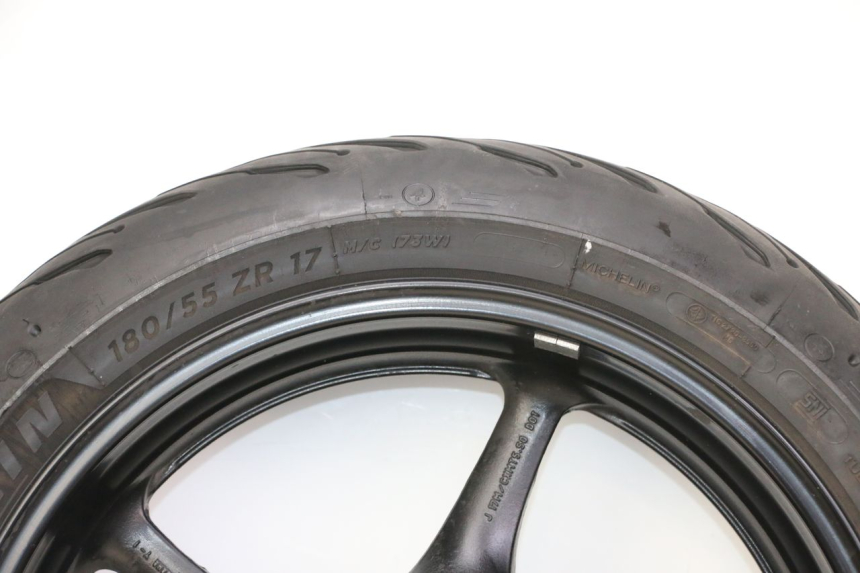 photo de CERCHIO POSTERIORE E PNEUMATICO YAMAHA FZ6 FAZER S2 600 (2007 - 2011)