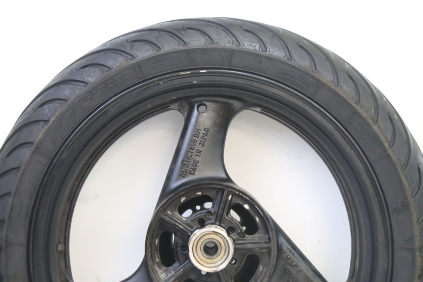 photo de CERCHIO POSTERIORE E PNEUMATICO SUZUKI GS GSE 500 (2001 - 2003)