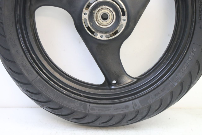 photo de CERCHIO POSTERIORE E PNEUMATICO SUZUKI GS GSE 500 (2001 - 2003)