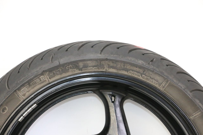 photo de CERCHIO POSTERIORE E PNEUMATICO SUZUKI GSR 750 (2011 - 2017)