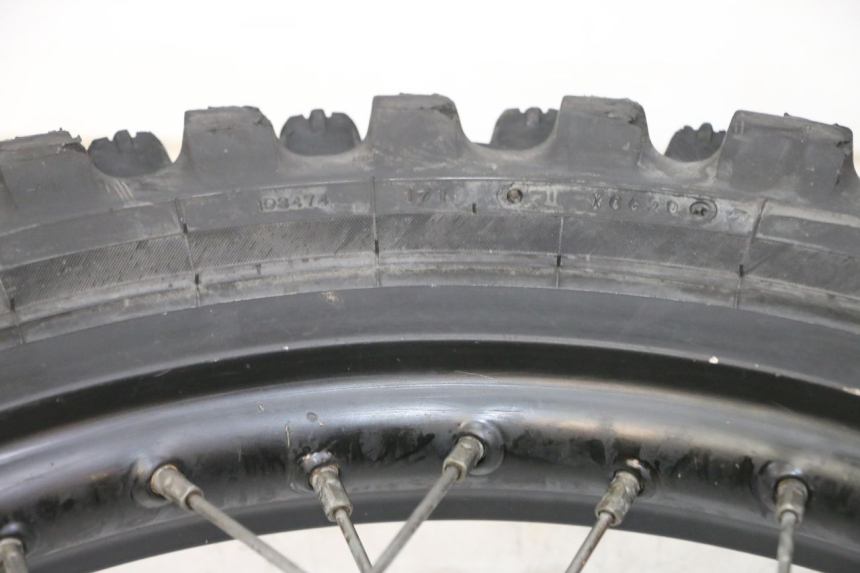 photo de CERCHIO POSTERIORE E PNEUMATICO HONDA CR 85 (2003 - 2007)