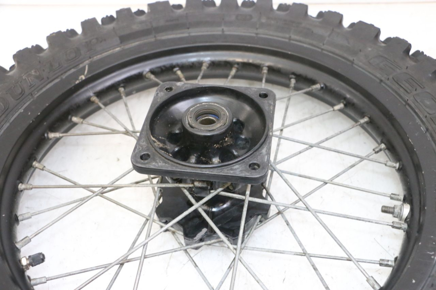 photo de CERCHIO POSTERIORE E PNEUMATICO HONDA CR 85 (2003 - 2007)