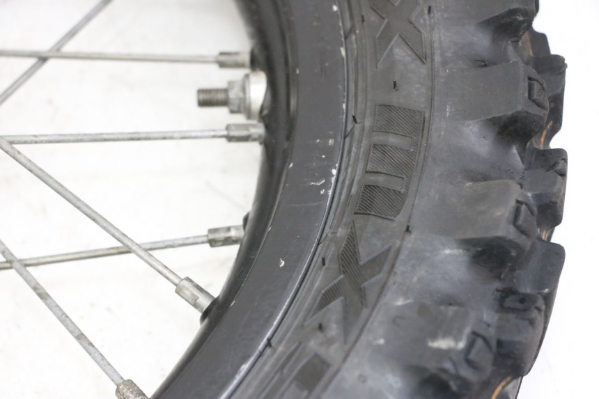 photo de CERCHIO POSTERIORE E PNEUMATICO HONDA CR 85 (2003 - 2007)