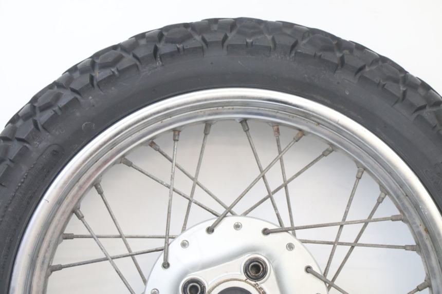 photo de CERCHIO POSTERIORE E PNEUMATICO KYMCO STRYKER OFF ROAD 125 (1999 - 2005)
