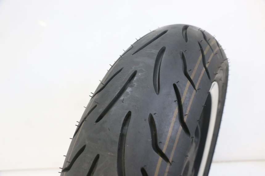 photo de CERCHIO POSTERIORE E PNEUMATICO KYMCO LIKE 4T 50 (2019 - 2025)