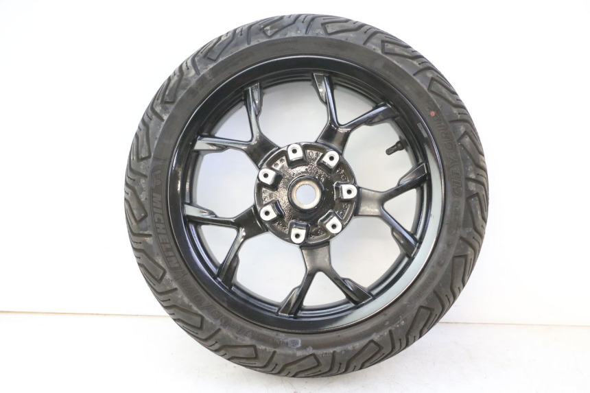 photo de CERCHIO POSTERIORE E PNEUMATICO PIAGGIO MP3 HPE 310 (2024 - 2025)