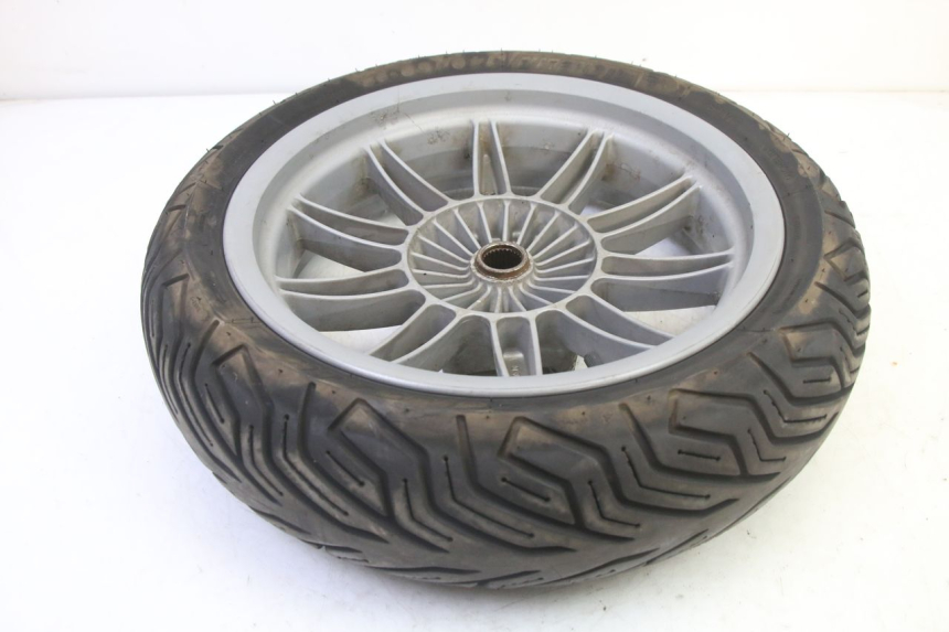 photo de CERCHIO POSTERIORE E PNEUMATICO PIAGGIO MP3 RL 250 (2007 - 2010)