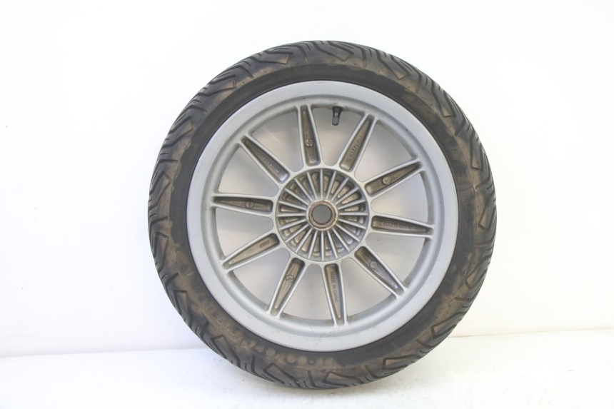 photo de CERCHIO POSTERIORE E PNEUMATICO PIAGGIO MP3 RL 250 (2007 - 2010)