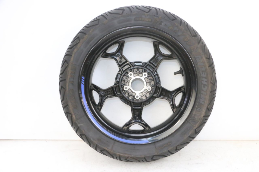 photo de CERCHIO POSTERIORE E PNEUMATICO PIAGGIO MP3 500 (2016 - 2018) - Marcature e riferimenti originali