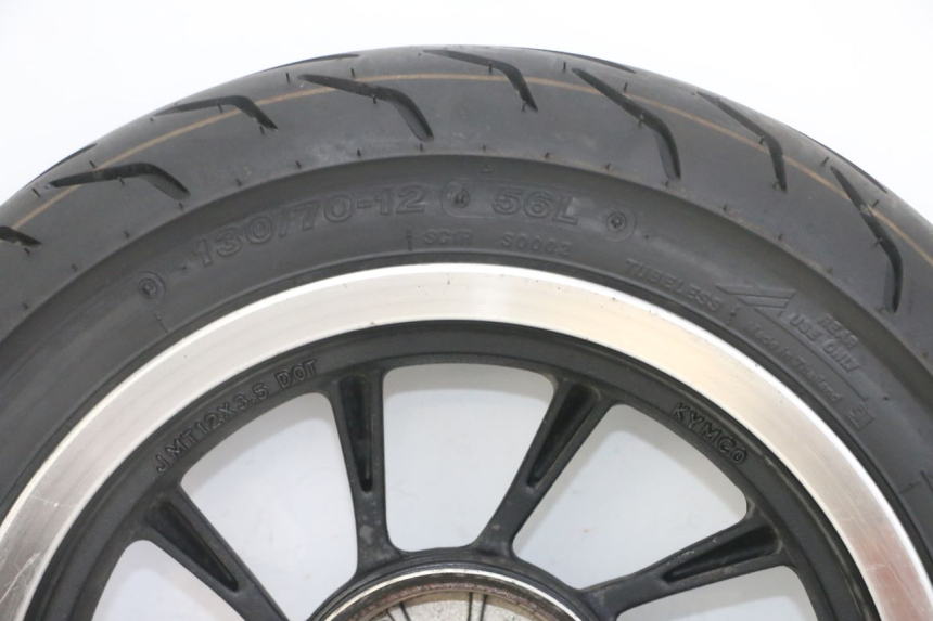 photo de CERCHIO POSTERIORE E PNEUMATICO KYMCO LIKE 4T 50 (2019 - 2025)