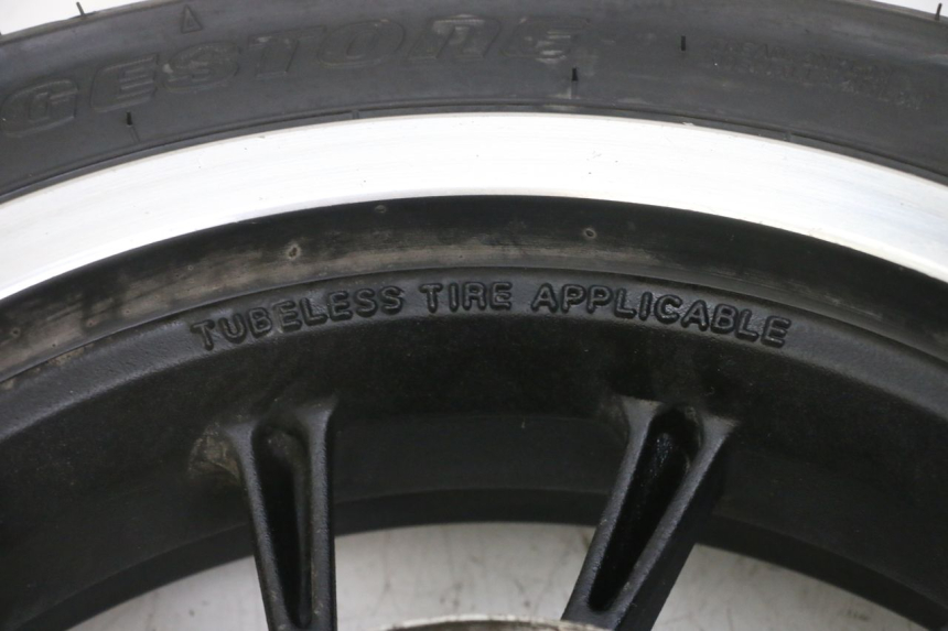 photo de CERCHIO POSTERIORE E PNEUMATICO KYMCO LIKE 4T 50 (2019 - 2025)