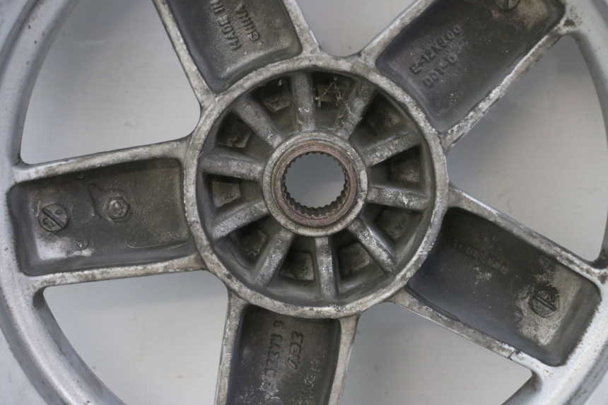 photo de CERCHIO POSTERIORE E PNEUMATICO PIAGGIO X8 125 (2004 - 2007)