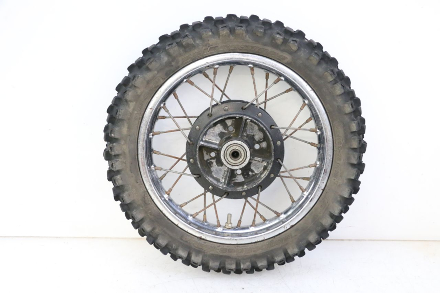 photo de CERCHIO POSTERIORE E PNEUMATICO YAMAHA PW 80 (1983 - 2014)