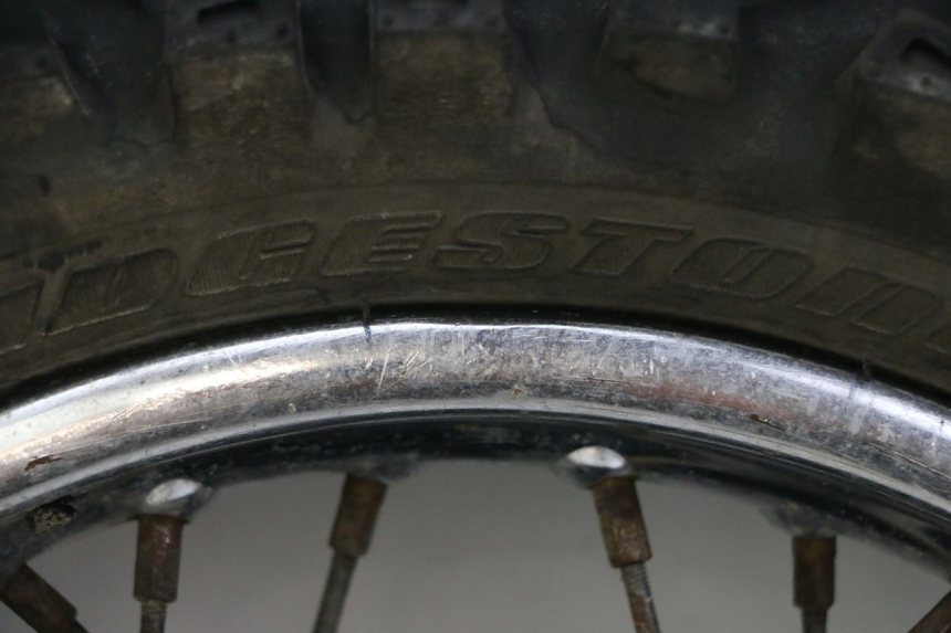 photo de CERCHIO POSTERIORE E PNEUMATICO YAMAHA PW 80 (1983 - 2014)