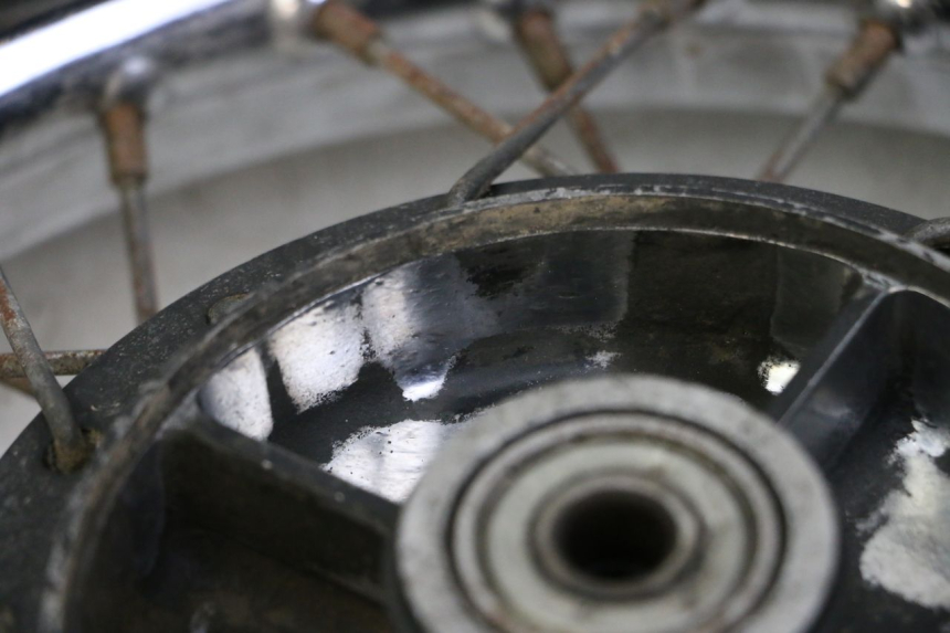 photo de CERCHIO POSTERIORE E PNEUMATICO YAMAHA PW 80 (1983 - 2014)