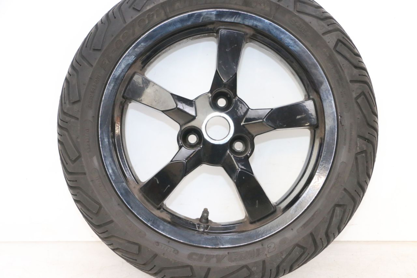 photo de CERCHIO POSTERIORE E PNEUMATICO PEUGEOT SATELIS 125 (2013 - 2018) - Zoom sui componenti