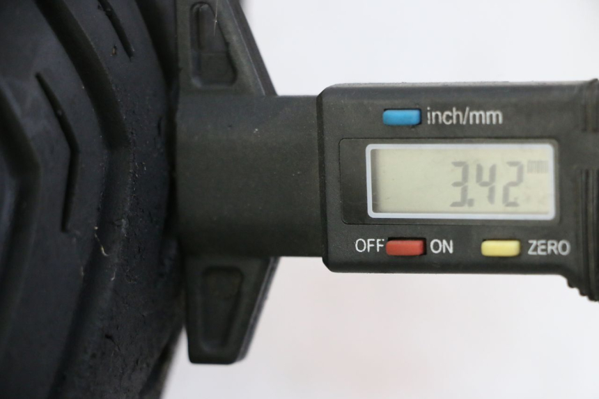 photo de CERCHIO POSTERIORE E PNEUMATICO SUZUKI BURGMAN 125 (2007 - 2014)