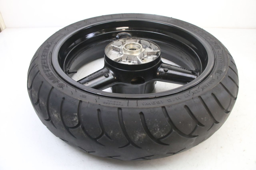 photo de CERCHIO POSTERIORE E PNEUMATICO SUZUKI GSX F GSXF 650 (2007 - 2015)
