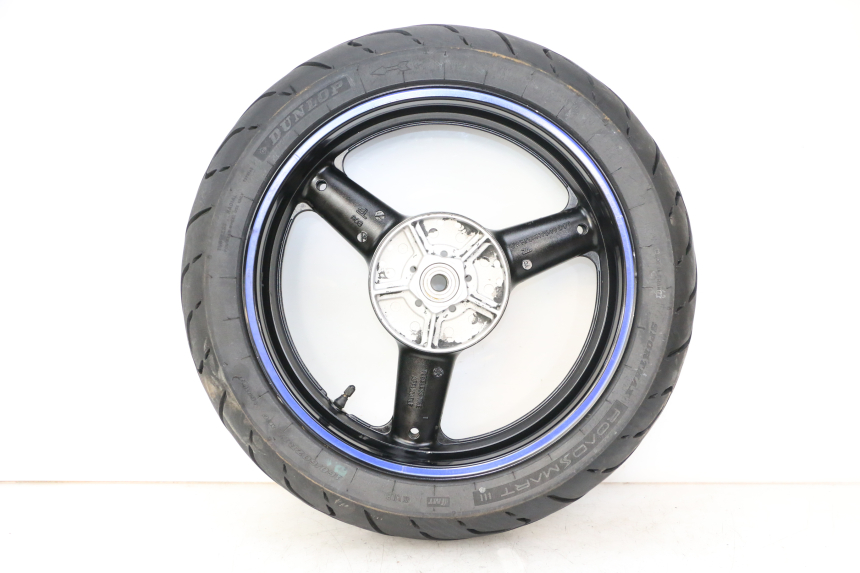 photo de CERCHIO POSTERIORE E PNEUMATICO SUZUKI GSX F GSXF 650 (2007 - 2015)