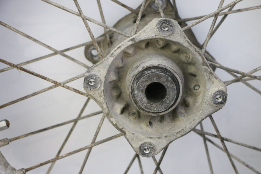 photo de CERCHIO POSTERIORE E PNEUMATICO KTM SX 85 (2013 - 2017)