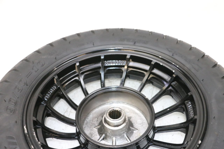 photo de CERCHIO POSTERIORE E PNEUMATICO NECO TEMPO 4T 50 (2022 - 2026) - Ricambio usato controllato