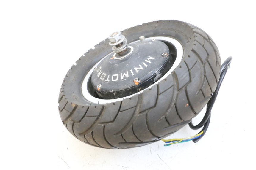 photo de CERCHIO POSTERIORE E PNEUMATICO DUALTRON VICTOR LIMITED 1