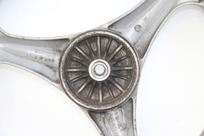 photo de CERCHIO POSTERIORE E PNEUMATICO YAMAHA WHY 50 (1998 - 2000)