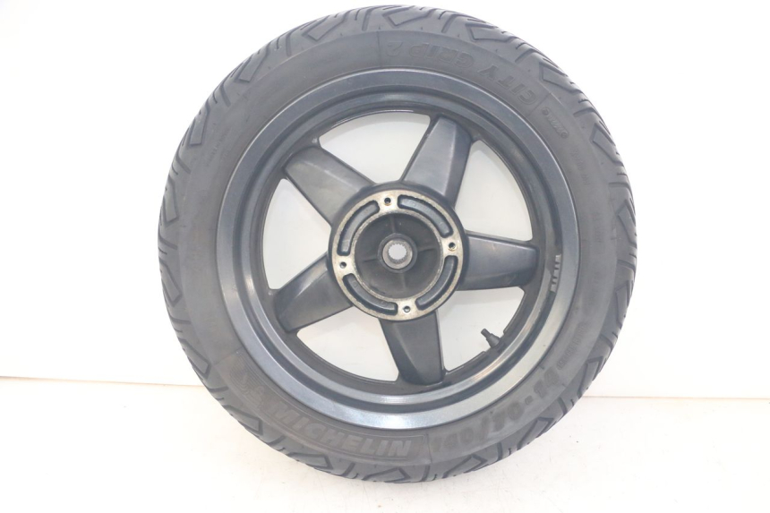 photo de CERCHIO POSTERIORE E PNEUMATICO YAMAHA X-MAX XMAX 125 (2010 - 2014)