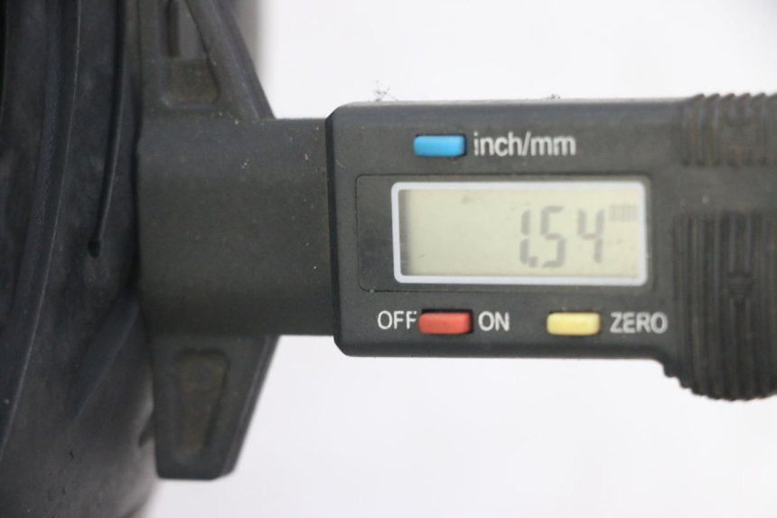 photo de CERCHIO POSTERIORE E PNEUMATICO YAMAHA X-MAX XMAX 125 (2010 - 2014)