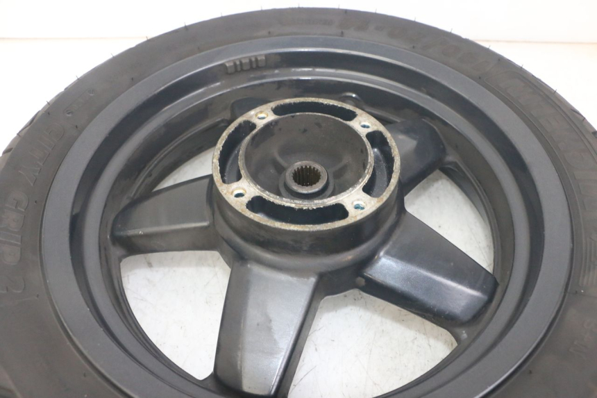 photo de CERCHIO POSTERIORE E PNEUMATICO YAMAHA X-MAX XMAX 125 (2010 - 2014)