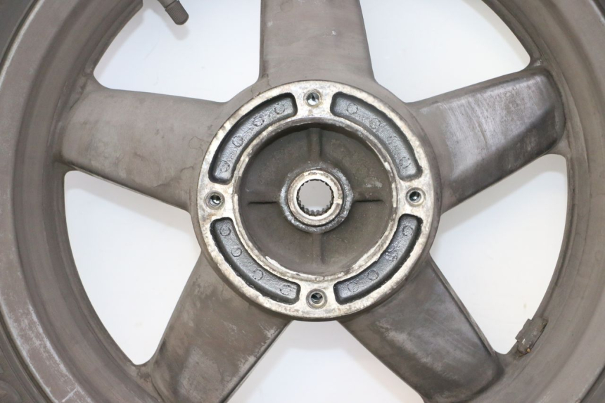 photo de CERCHIO POSTERIORE E PNEUMATICO YAMAHA X-MAX XMAX 125 (2010 - 2014)